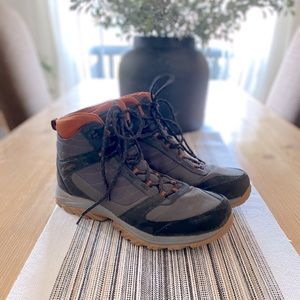 Men’s Columbia Hiking Boots